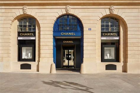 chanel broekhuis|chanel investment firm.